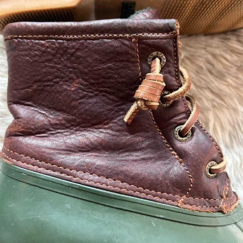 Sperry boots - Picture 10 of 13
